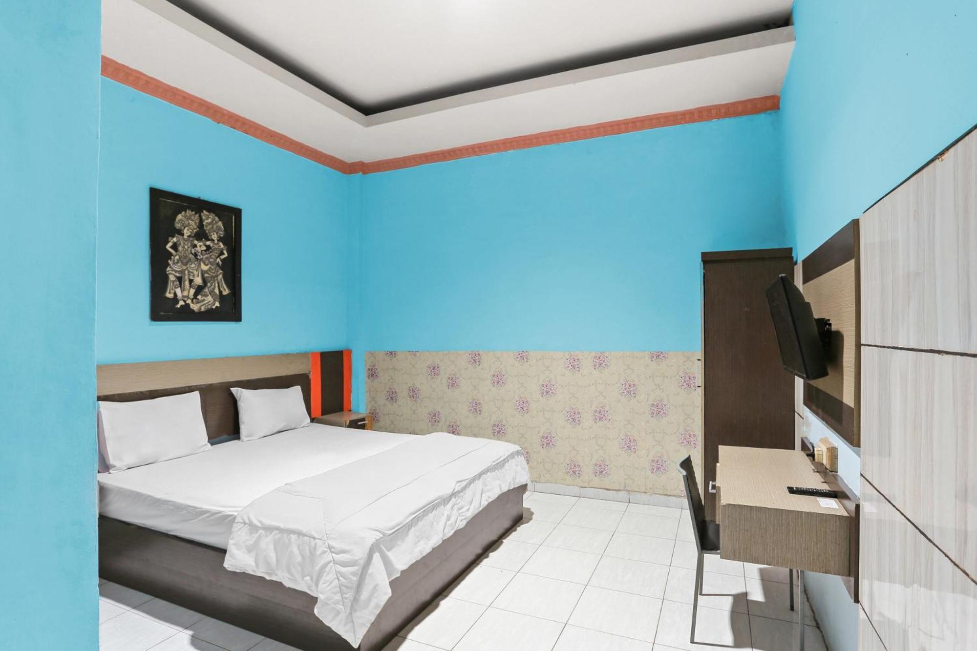 Oyo 93046 Hotel Fortuna Parepare Exteriér fotografie