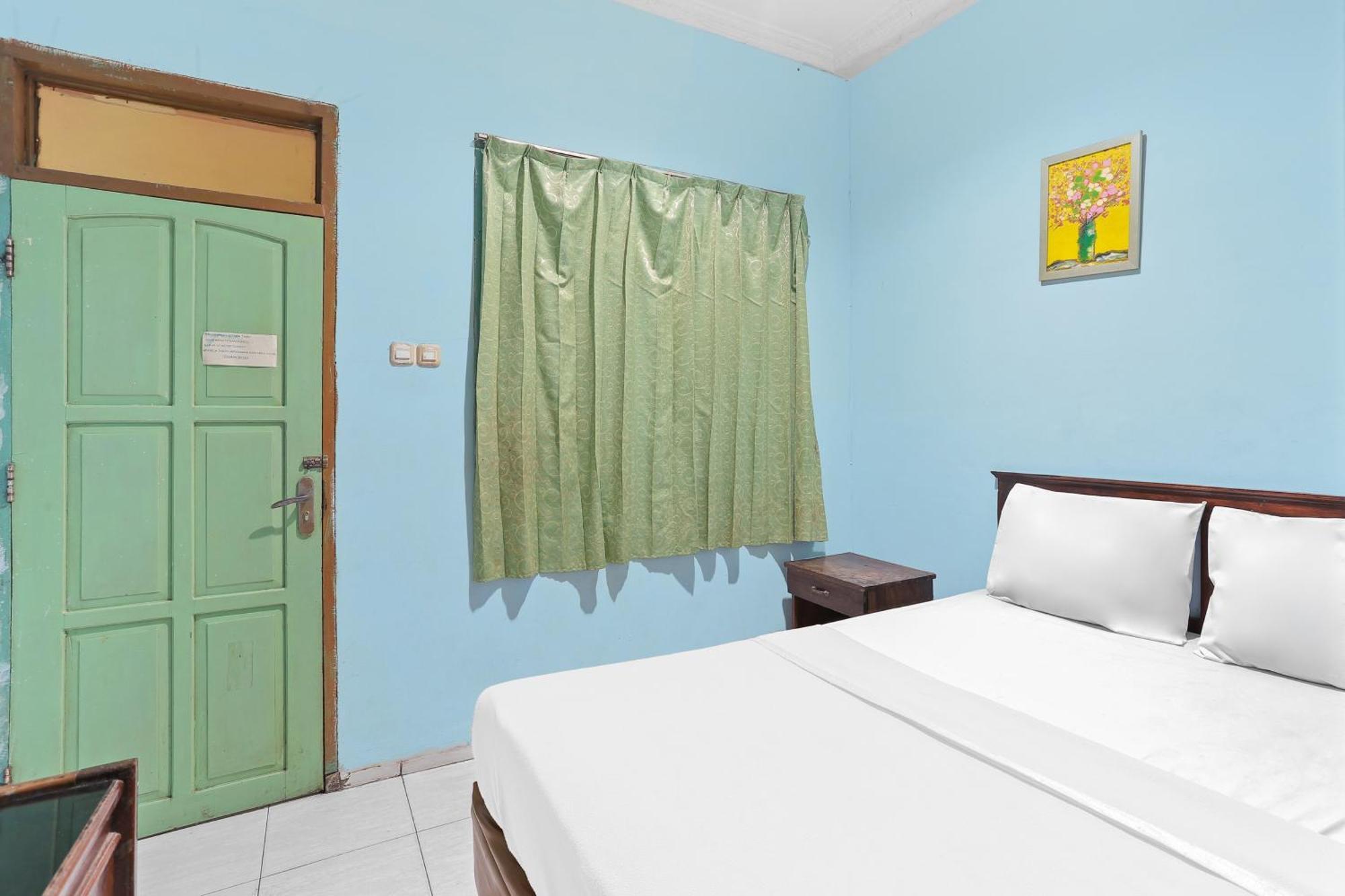 Oyo 93046 Hotel Fortuna Parepare Exteriér fotografie