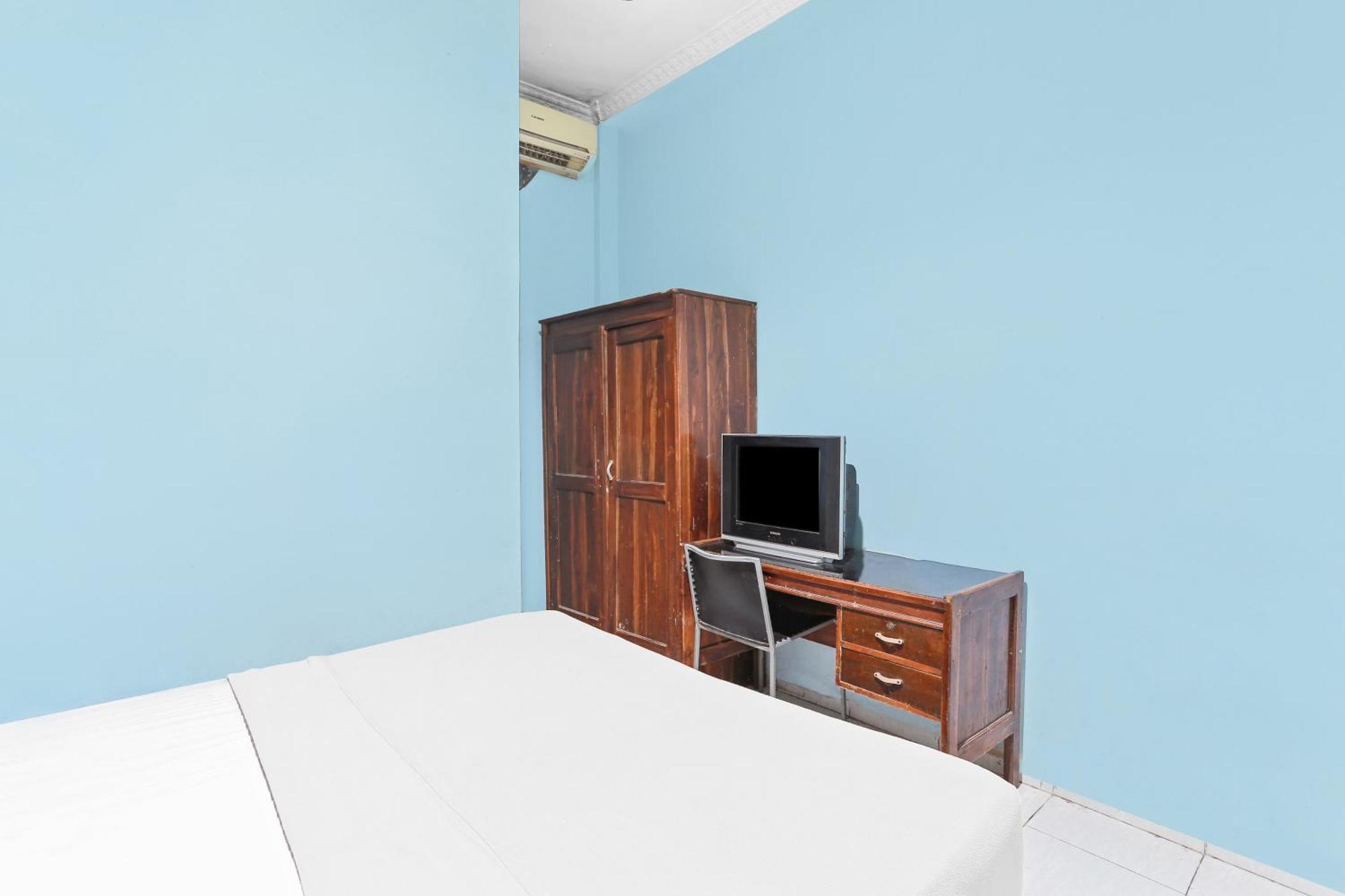 Oyo 93046 Hotel Fortuna Parepare Exteriér fotografie